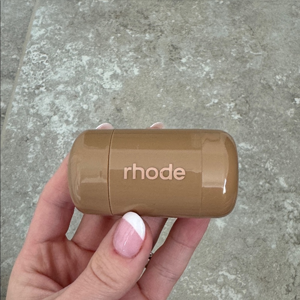 RHODE Pocket Blush